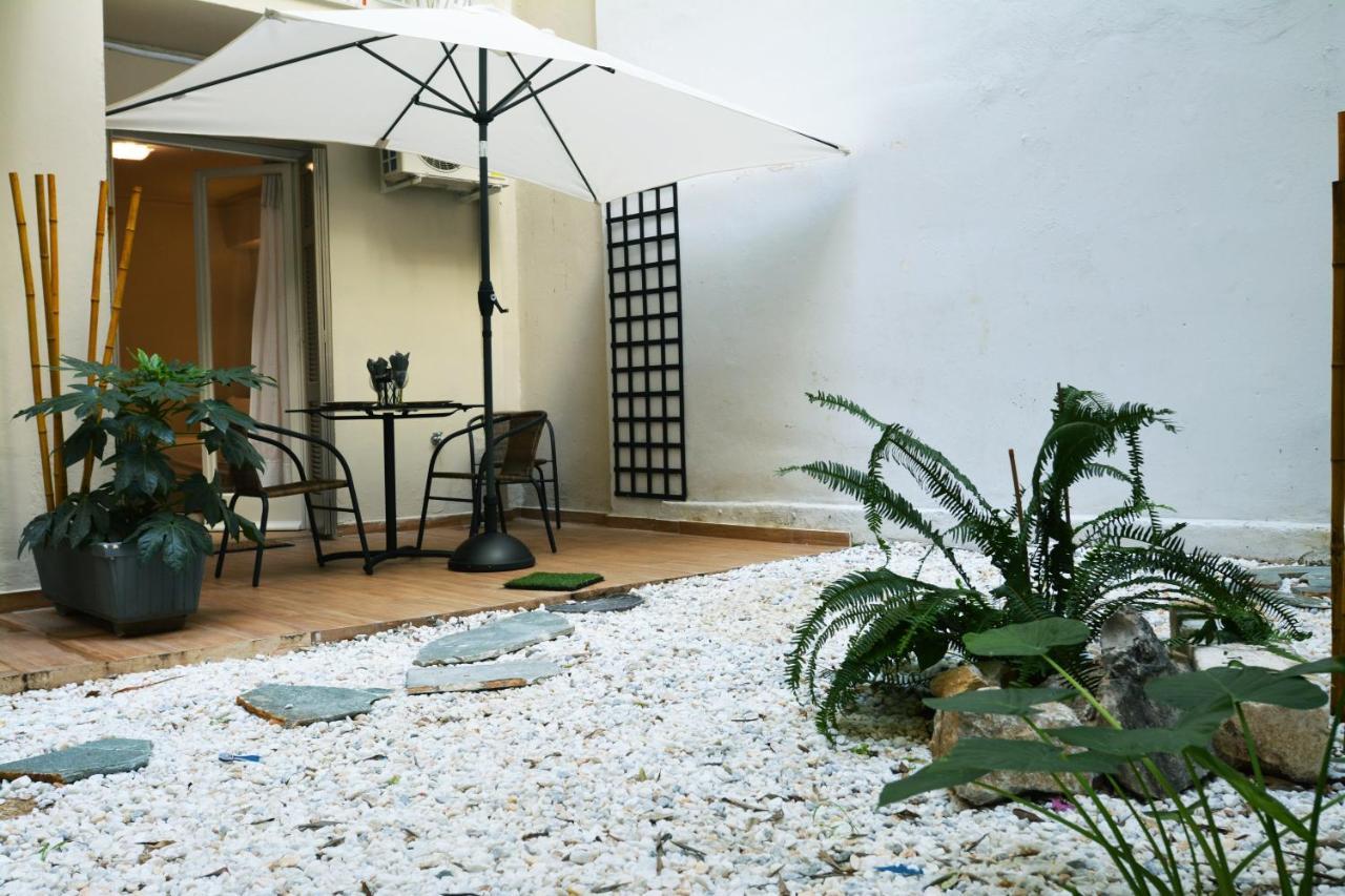 Posh With Garden In Kolonaki